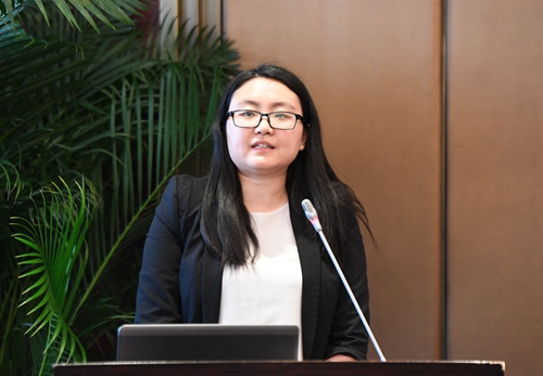 8.中债金融估值中心有限公司非标估值部李妍副总监演讲.jpg