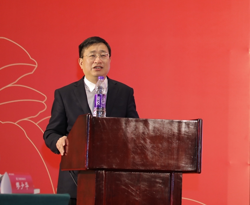 5ce4eb71ab3e3.jpg 吴洪涛.jpg