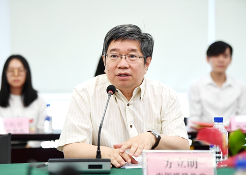 01.方主任.jpg