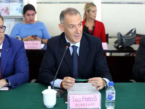 5d9060b9400c5.jpg Luca Fraticelli.jpg