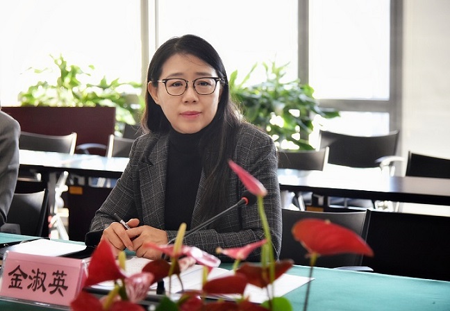 5dfb26828aaa3.jpg 金秘.jpg