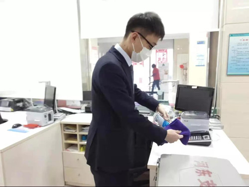 5e37f5ae2147a.jpg 天8_副本.jpg