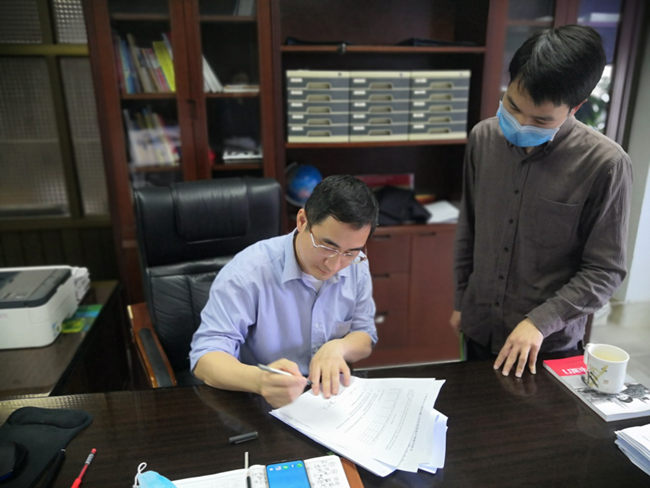 5e8569e28e89d.jpg 5e8569e28e89d.jpg