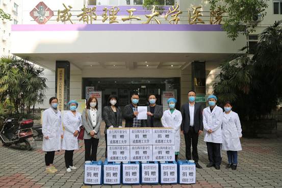 5e97e7f91483a.jpg 5e97e7f91483a.jpg