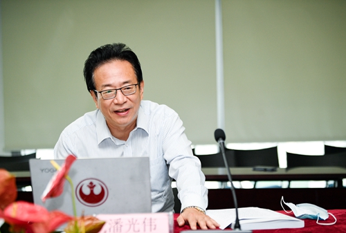 5efd48f77f578.jpg 潘会长.jpg