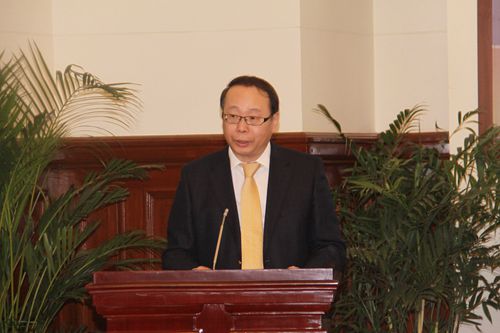 2.中国银监会创新部主任王岩岫发表讲话.jpg 2.中国银监会创新部主任王岩岫发表讲话.jpg