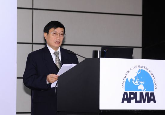 1杨再平专职副会长做主题演讲.JPG 1杨再平专职副会长做主题演讲.JPG