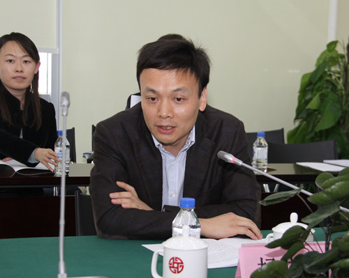 3.中国银监会创新监管协作部杨晓军副主任讲话_副本.jpg 3.中国银监会创新监管协作部杨晓军副主任讲话_副本.jpg