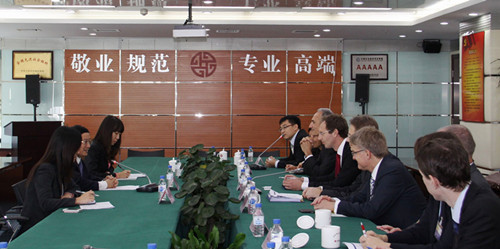 会议现场_副本.jpg 会议现场_副本.jpg