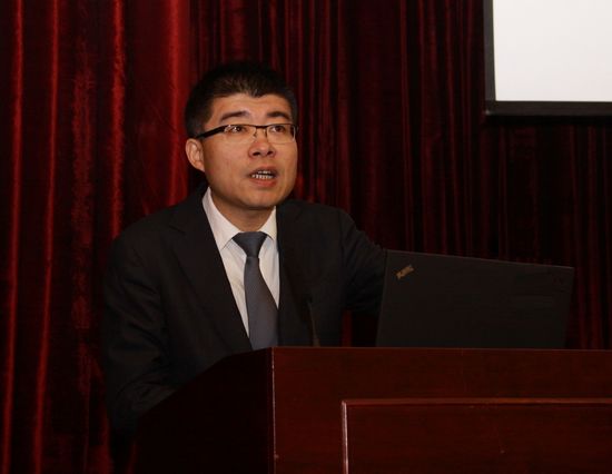 4、北京银行中小企业事业部章志勇总经理演讲.jpg 4、北京银行中小企业事业部章志勇总经理演讲.jpg