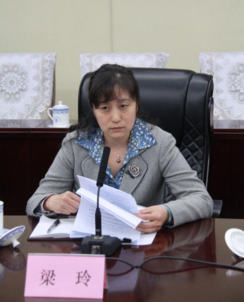 梁玲_副本.jpg 梁玲_副本.jpg