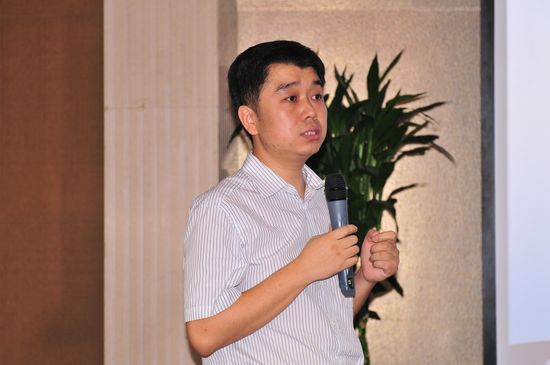 5-招商银行金融市场部理财业务黄杰主管授课.jpg 5-招商银行金融市场部理财业务黄杰主管授课.jpg