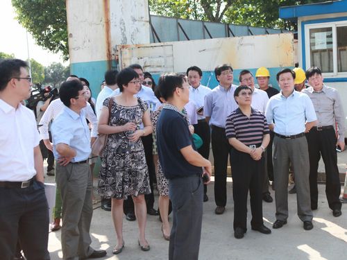 考察中国银行(新地中心).jpg 考察中国银行(新地中心).jpg