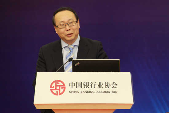 2银监会创新部主任王岩岫发表主旨演讲_副本.jpg 2银监会创新部主任王岩岫发表主旨演讲_副本.jpg