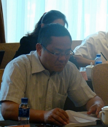 4陈远年秘书长出席会议.jpg 4陈远年秘书长出席会议.jpg