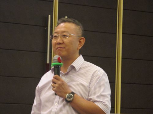 王志成_副本.jpg 王志成_副本.jpg