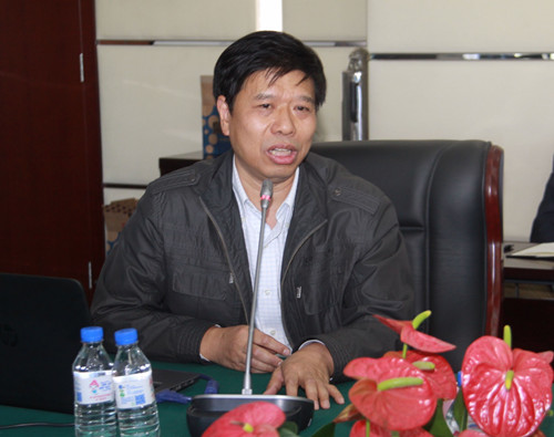 廖鸿局长授课_副本.jpg 廖鸿局长授课_副本.jpg