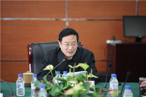 2杨再平专职副会长传达十八届中央纪委第六次全会精神.jpg 2杨再平专职副会长传达十八届中央纪委第六次全会精神.jpg
