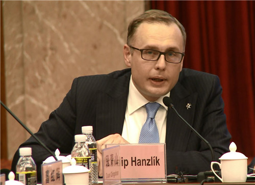 3.捷克银行业协会副执行董事Filip Hanzlik发言.jpg
