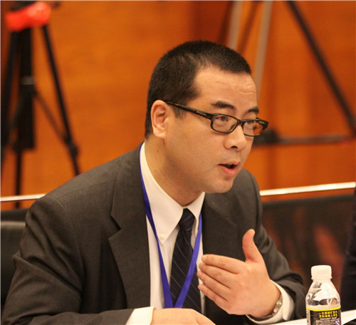 18.威灵顿管理公司香港合伙人兼首席代表钱峰发言.jpg