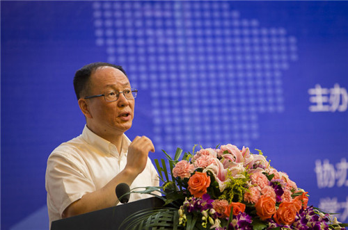 王一鸣_副本.jpg