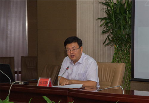 2.银团办张文捷主任讲话.jpg