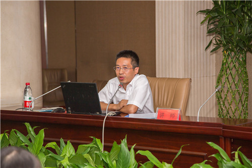 3.银团办谭明星副主任授课.jpg