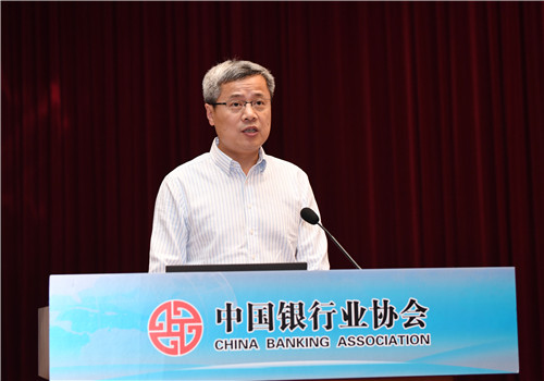 2.中国民生银行首席信息官林晓轩讲话.jpg