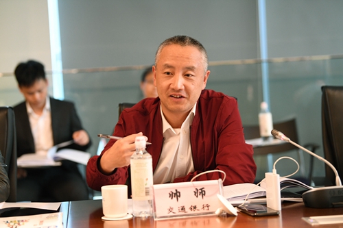 3.交通银行企业文化部总经理帅师代表第四届常委会主任单位交通银行发言.JPG
