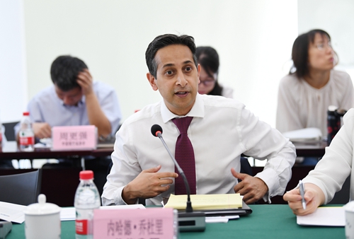 4.花旗集团国别风险管理团队董事总经理Nehad Chowdury分享全球主权风险管理相关看法.jpg