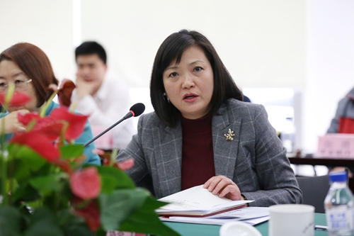 中国银行业协会副秘书长张亮主持会议并做总结讲话 (5).jpg